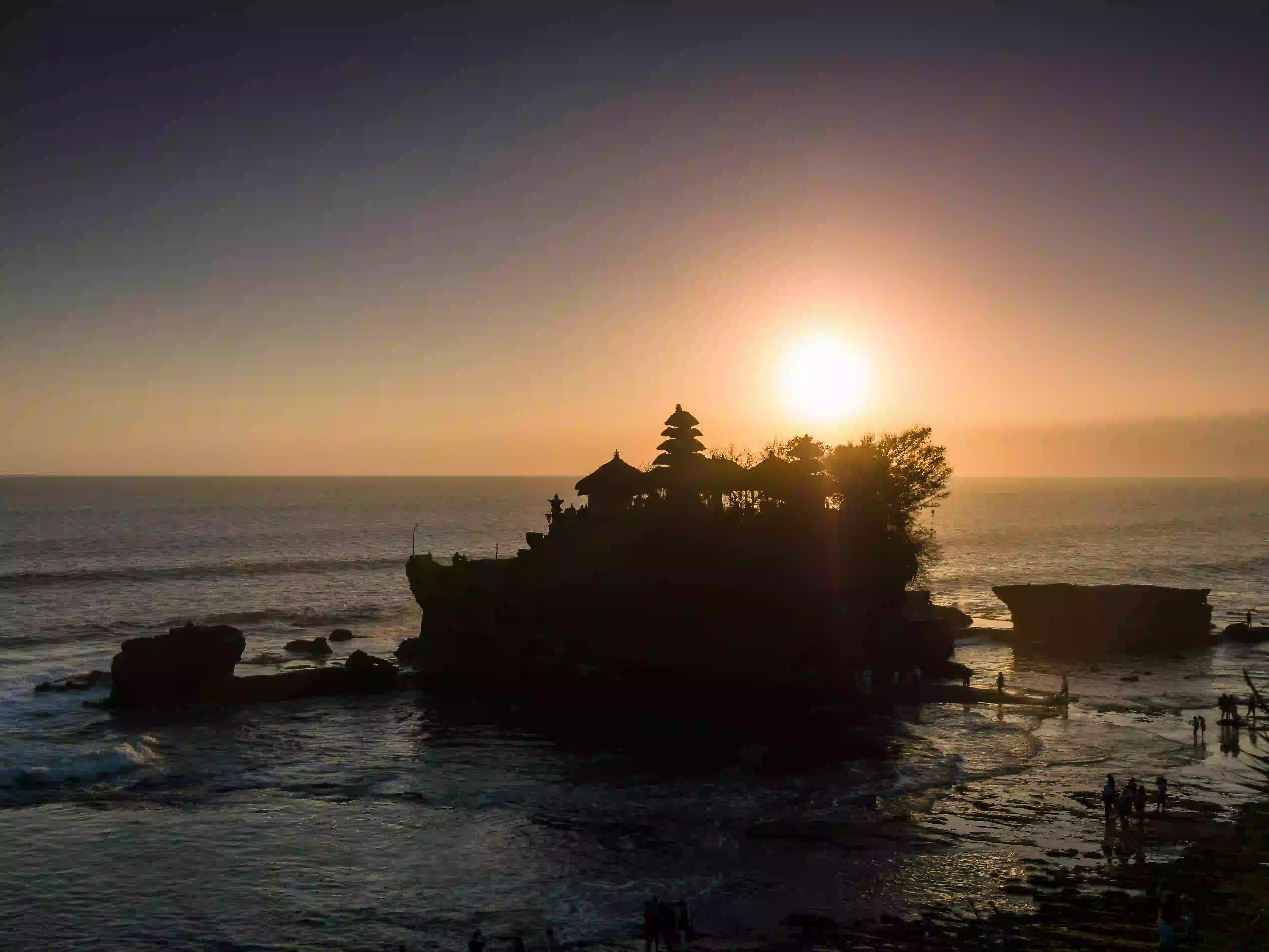 Tanah Lot temple silhouette